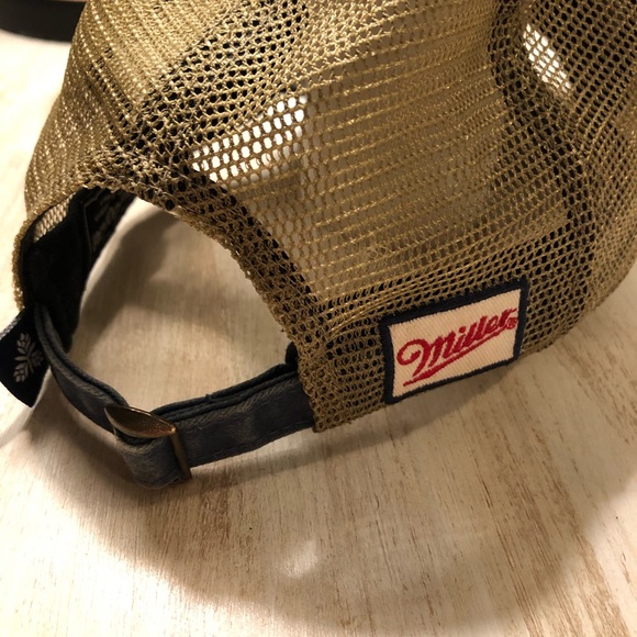 Miller Light Hat - Picture 3 of 8